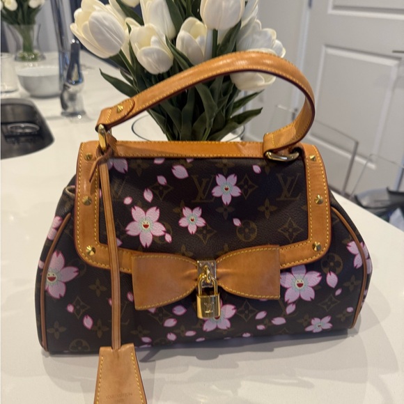 LOUIS VUITTON
TAKASHI MURAKAMI X LV MONOGRAM CHERRY BLOSSOM SAC RETRO PM - Picture 3 of 15